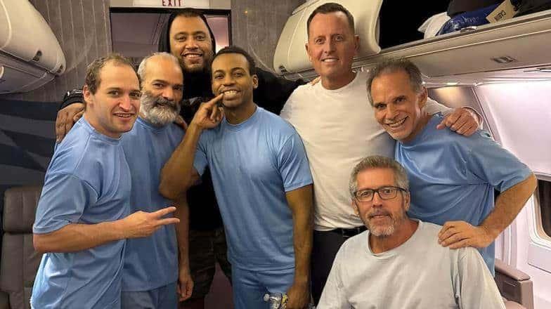 Libera Venezuela a seis estadounidenses detenidos tras la reunión