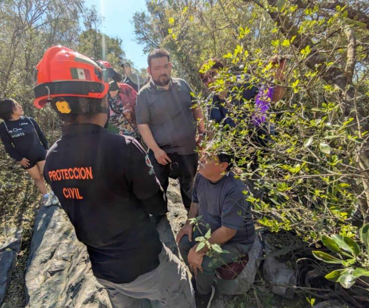 Senderista sufre golpe de calor que le ocasiona caída