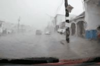 Sorprende tormenta; cae granizo en calles de San Nicolás y Guadalupe Sorprende tormenta; cae granizo en calles de San Nicolás y Guadalupe