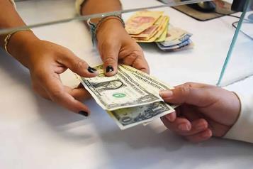 Superan récord las remesas; alertan una desaceleración