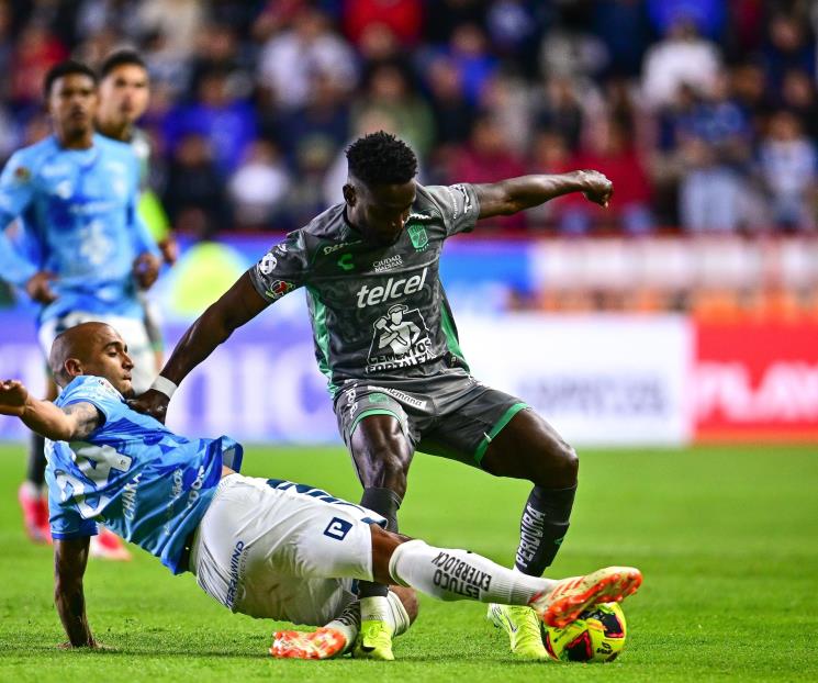 León vence al Pachuca y toma la cima
