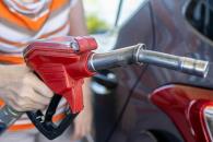 Arremete Sheinbaum contra los gasolineros