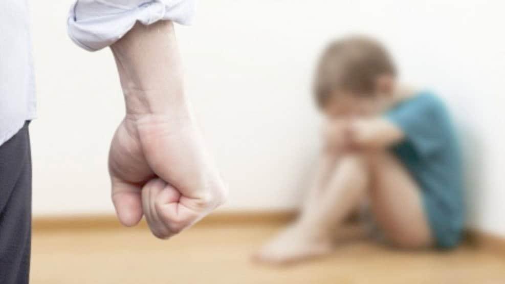Aprueban prohibir castigos físicos contra los niños