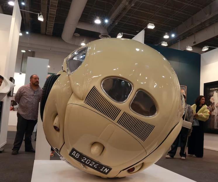 Con visita de personalidades arranca Zona Maco en Ciudad de México