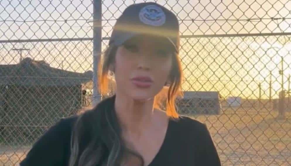 Kristi Noem, secretaria de Seguridad de EU, llega a Guantánamo