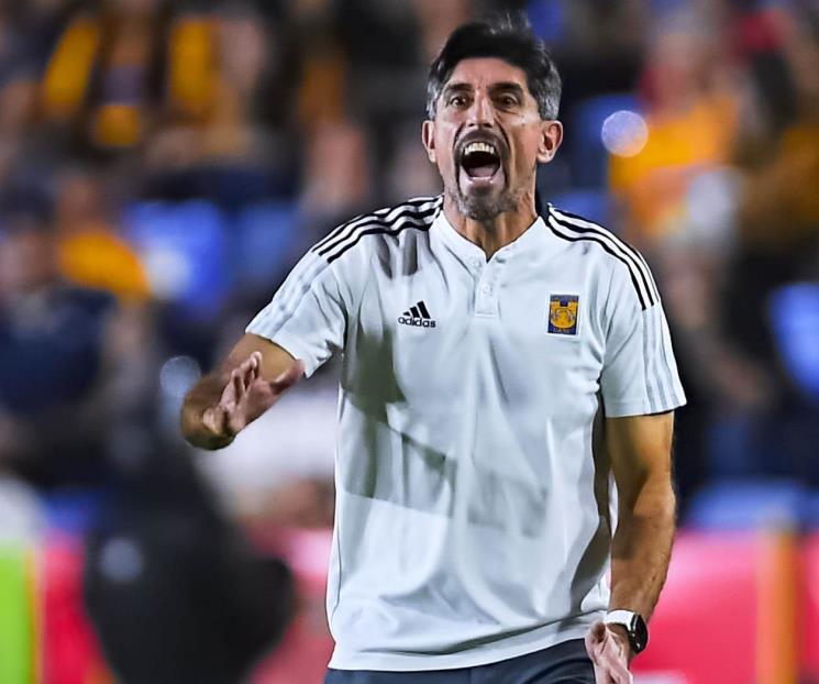 Señala Paunovic falta de compromiso en jugadores de Tigres