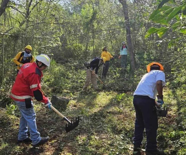 Capacitan a personal de Medio Ambiente en manejo del fuego Capacitan a personal de Medio Ambiente en manejo del fuego