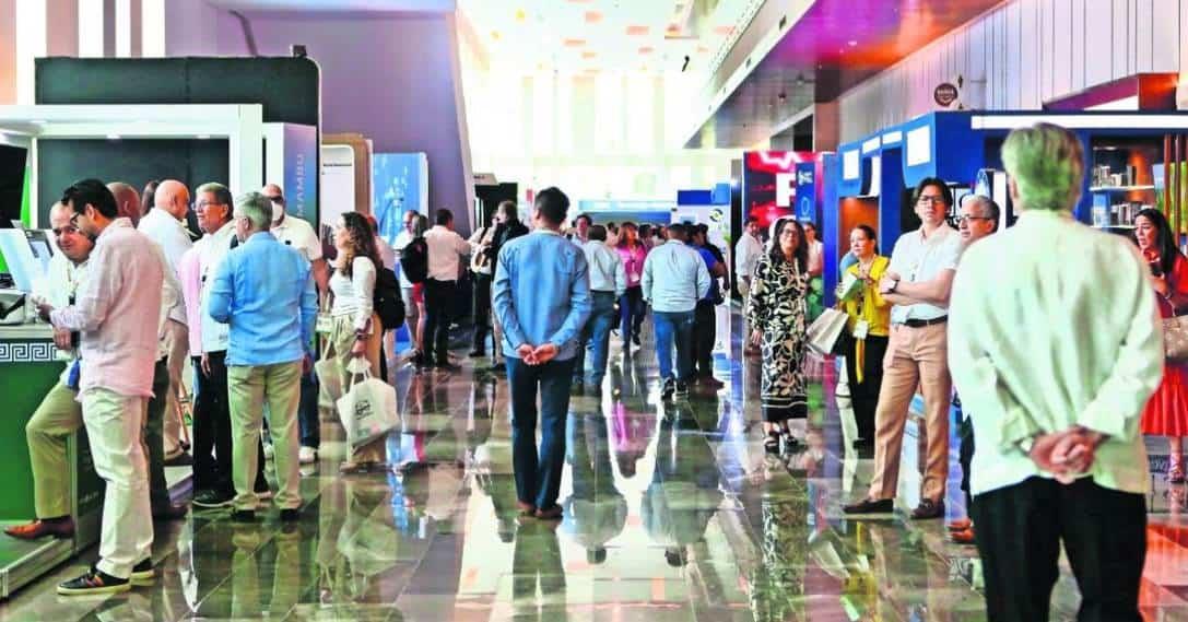 Prevén que viajes de negocios crecerán 9% en 2025