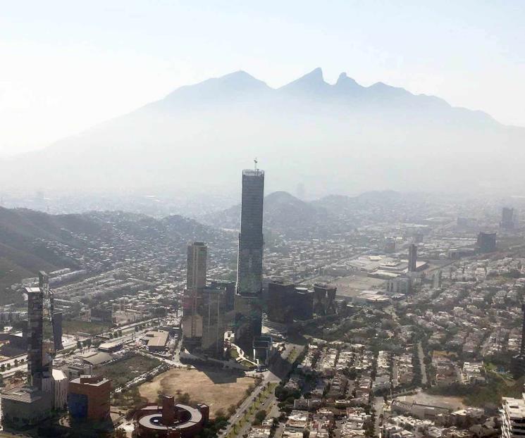 Cubre contaminación el área metropolitana hasta en día inhábil