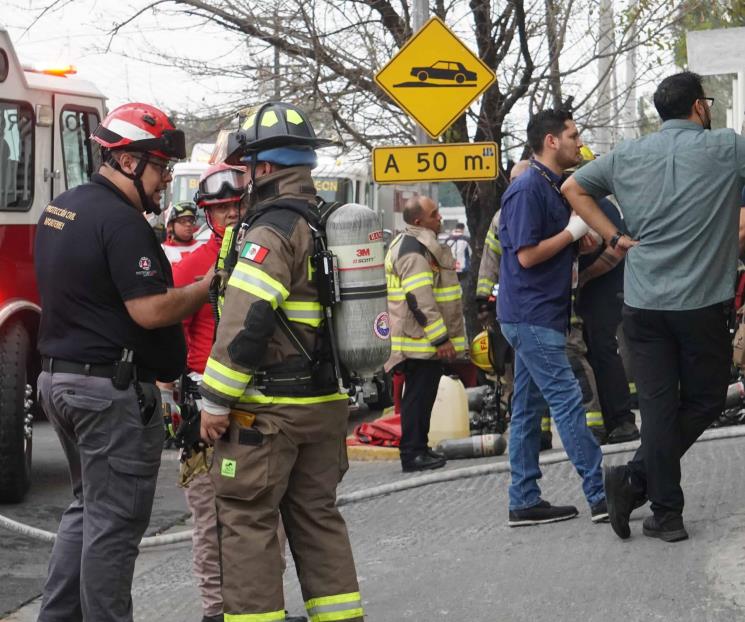 Evacuan a 350 en hospital por incendio