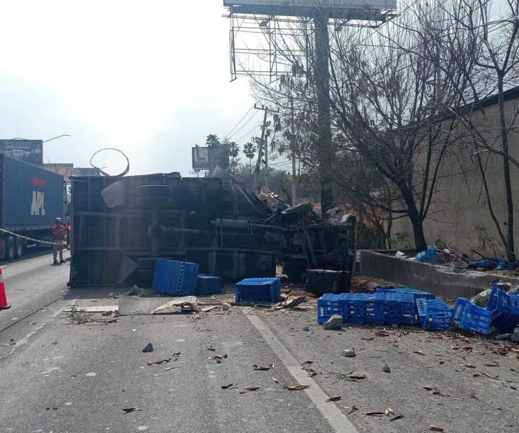 Deja estrellamiento dos muertos en la Carretera Nacional