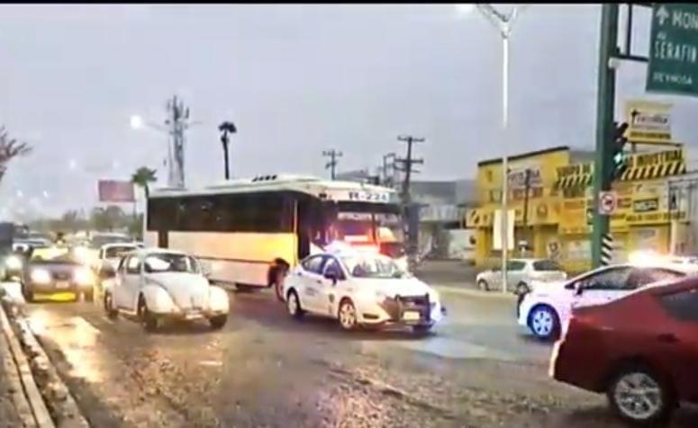 Muere adulto mayor arrollado por camión urbano en Guadalupe
