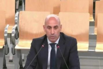 Me com&iacute;a a besos a un mont&oacute;n de futbolistas: Rubiales 