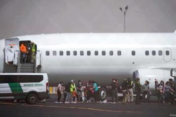 Envía Venezuela aviones para repatriar deportados