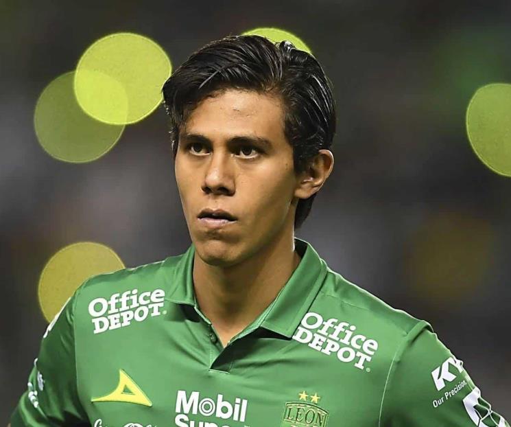 Se retira Macías tras ser cesado de Santos