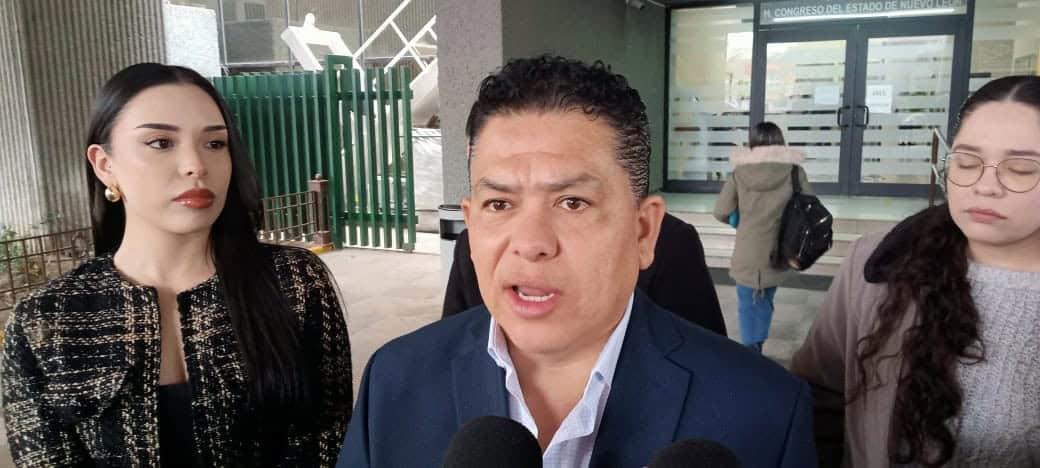 Buscan crear nuevo partido político
