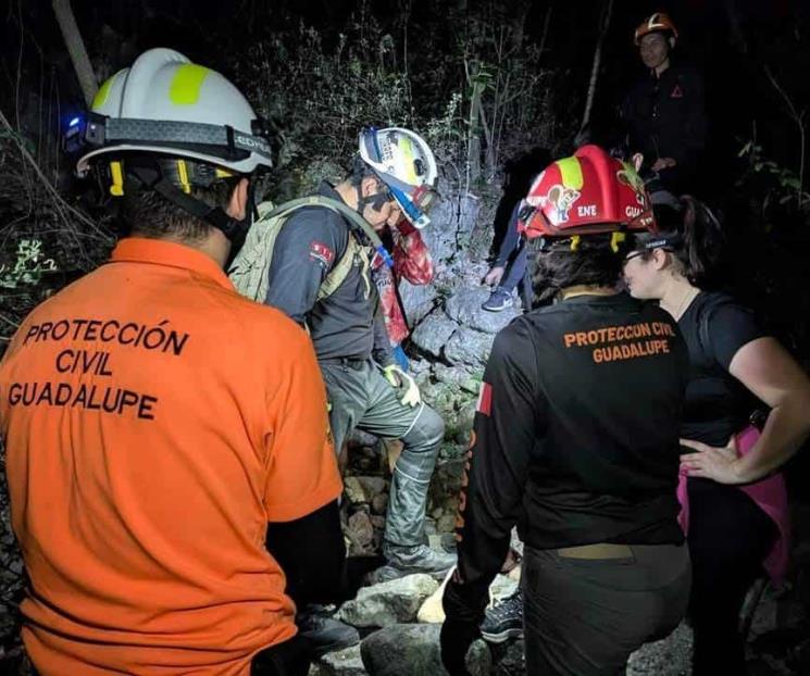 Rescatan a excursionistas en el Cerro de la Silla