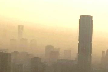 &acute;Nube de contaminaci&oacute;n&acute; cubre &aacute;rea metropolitana de Monterrey