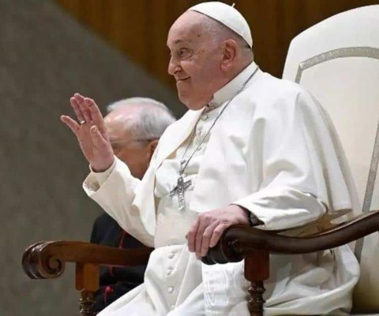 Confirma el Vaticano que el Papa pasa noche tranquila