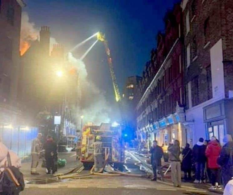 Se incendia Hotel Chiltern Firehouse de Londres Se incendia Hotel Chiltern Firehouse de Londres