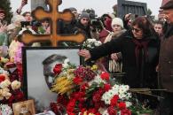 Rinden homenaje a Navalny tras aniversario de su muerte Rinden homenaje a Navalny tras aniversario de su muerte