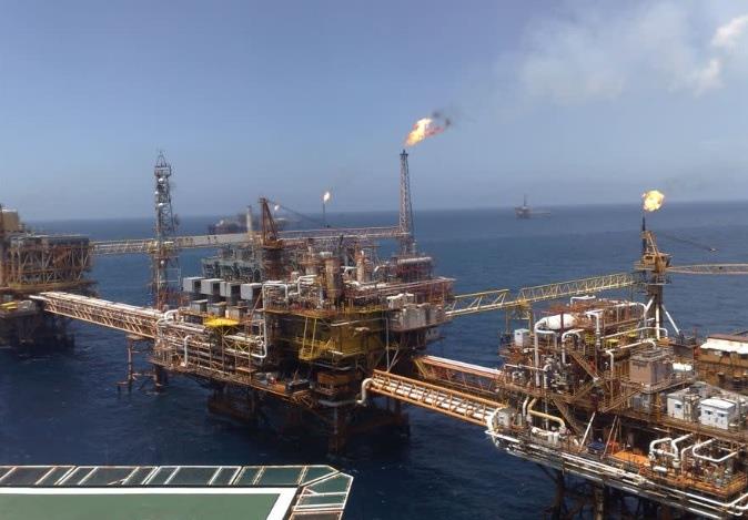 Pemex refuerza seguridad en Sonda de Campeche tras asalto de piratas