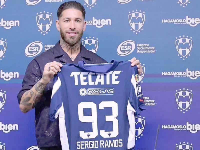 Desea Layún que lleguen más jugadores como Sergio Ramos