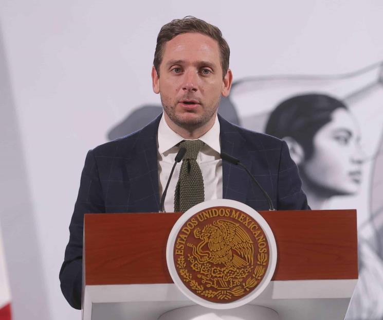 Avanza compra de medicamentos: Eduardo Clark