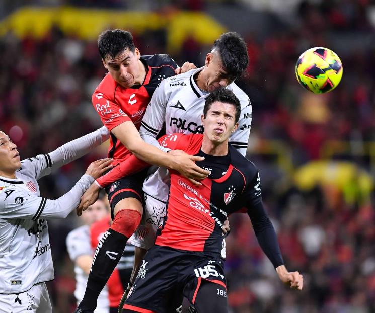 Hunde Necaxa con goliza al Atlas