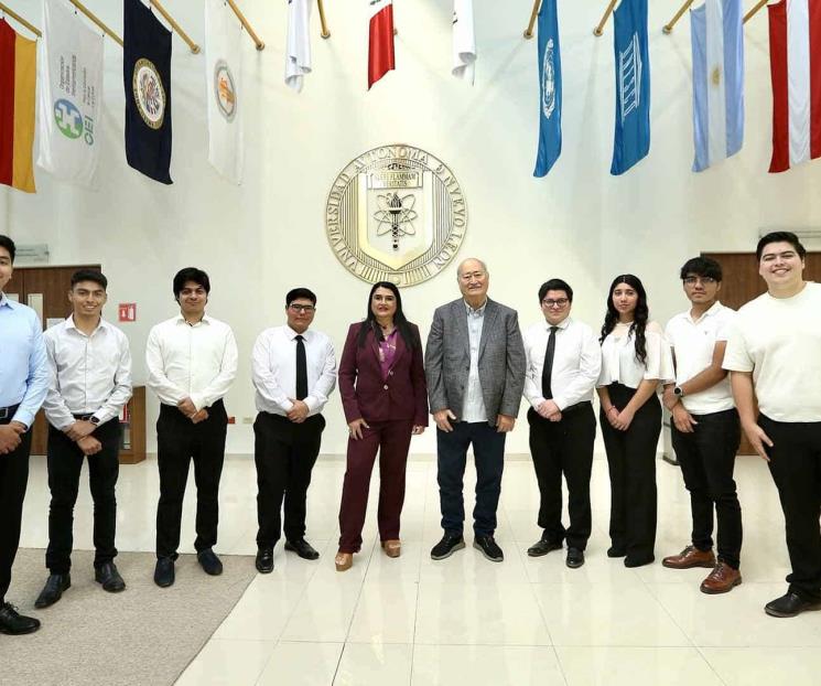 Ocho alumnos realizarán estadía en la empresa india Infosys
