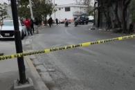 Balean a hombre tras intentar despojarle camioneta en Monterrey