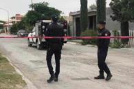 Hallan cuerpo envuelto en una lona, en terreno baldío de Pesquería