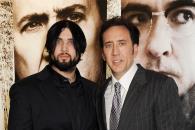 Ex de Nicolas Cage demanda al actor y a su hijo por agresión
