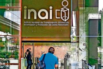 Revela auditoría desvíos y plazas irregulares en el Inai