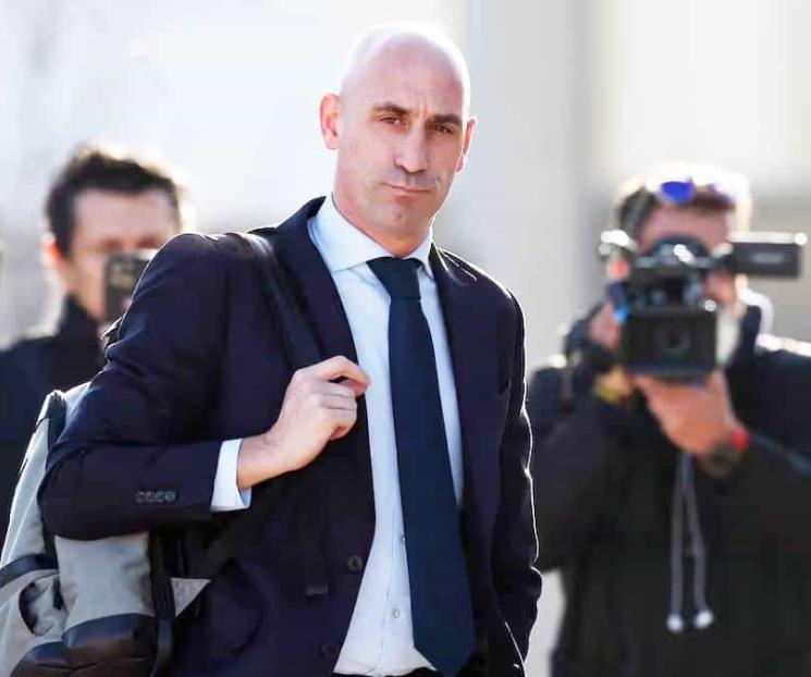 Luis Rubiales logra evadir la cárcel