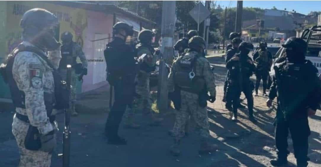 Civiles armados atacan a policías en Tingüindín, Michoacán