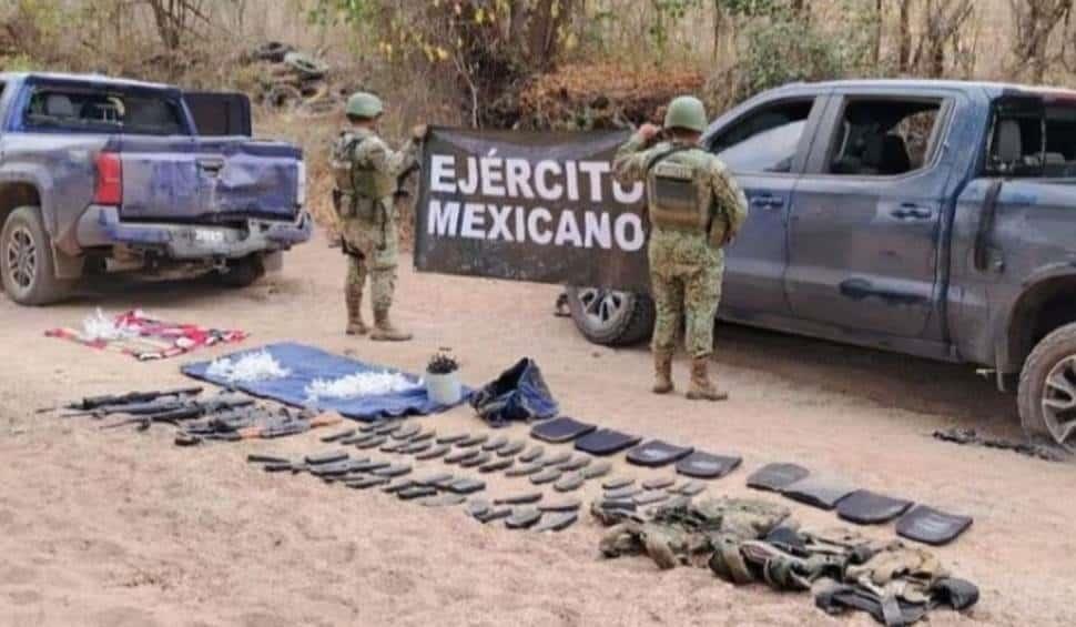 Aseguran vehículos y armas largas tras enfrentamiento en Culiacán