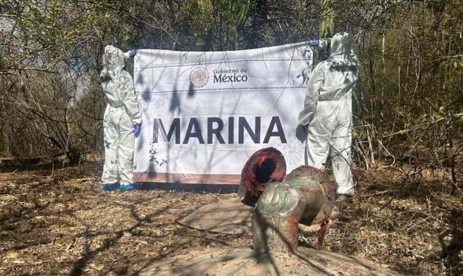 Marina destruye narcolaboratorios y plantío de marihuana en Sinaloa