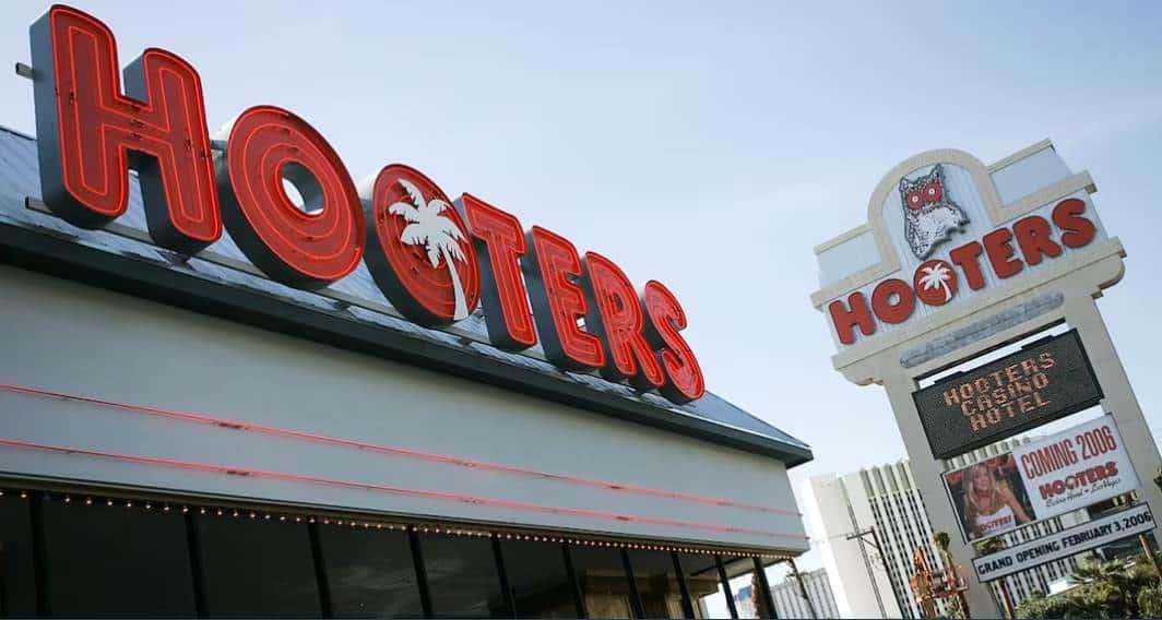 Posible quiebra de Hooters EU no afecta sucursales en México