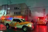 Huye de persecución y acaba herido al estrellarse en barda Huye de persecución y acaba herido al estrellarse en barda