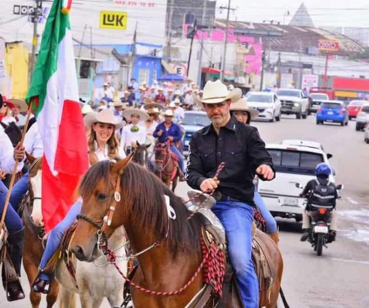 Responde Murat a criticas tras irse al oficialismo Responde Murat a criticas tras irse al oficialismo