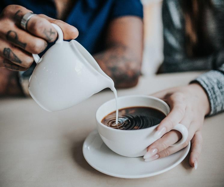 ¿Qué efecto causa en los riñones tomar café todos los días?