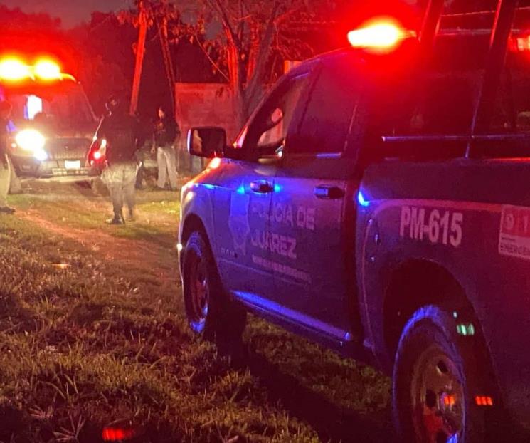 Hallan a mujer en baldío con huellas de violencia