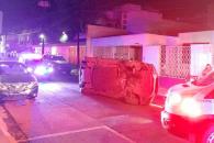 Choca y luego se vuelca Choca y luego se vuelca