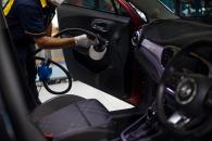 Para qué sirve poner sal dentro del auto Para qué sirve poner sal dentro del auto