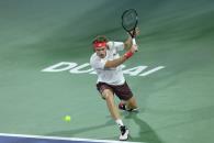 Avanzan Tsitsipas y Alliasime