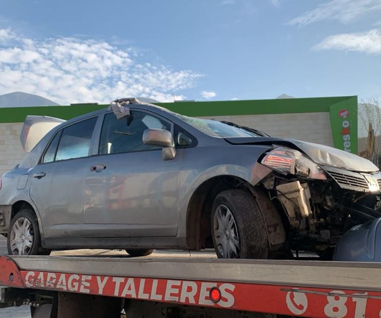 Volcadura deja dos lesionados al sur de Monterrey