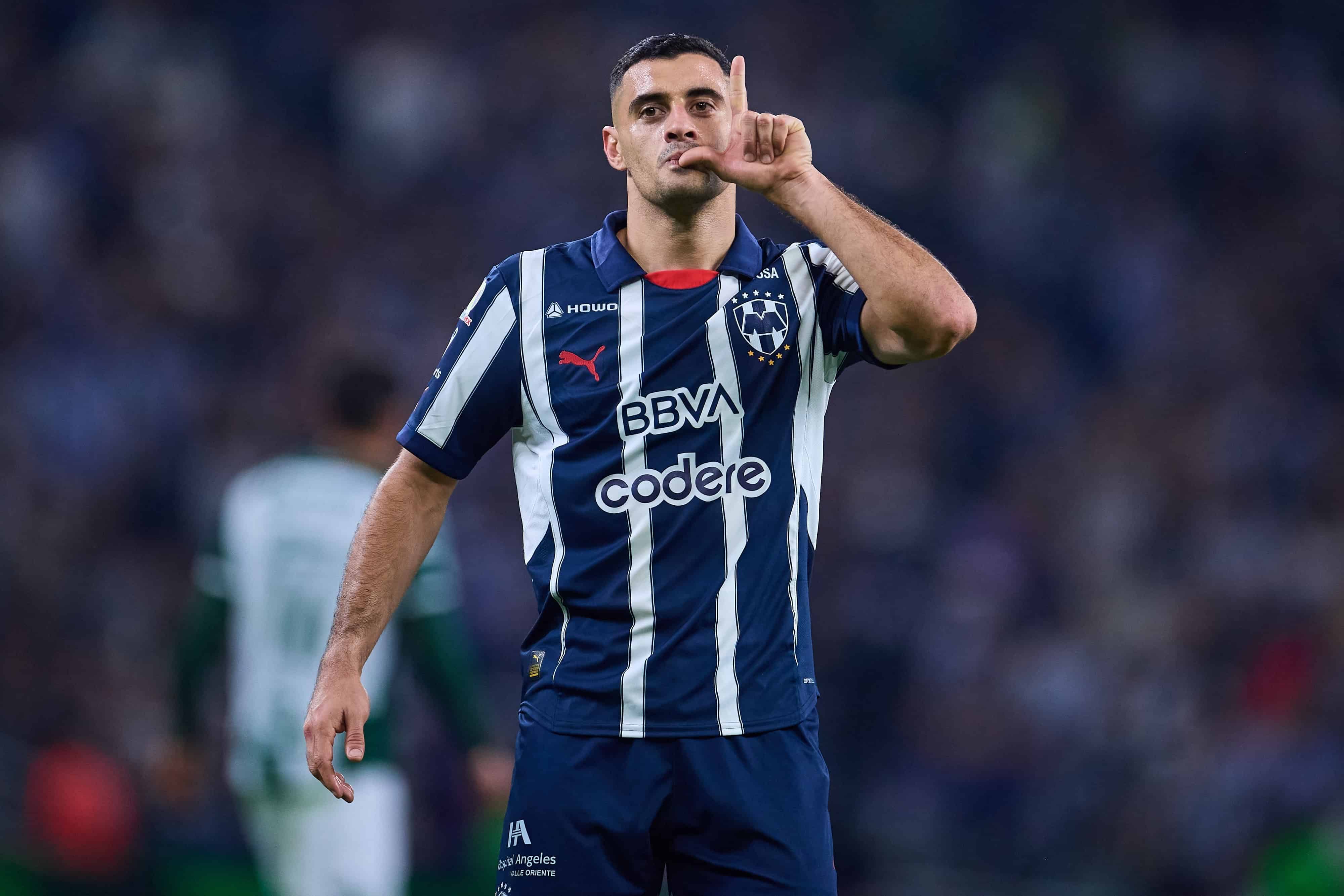 Germán Berterame anota el primer gol del encuentro.