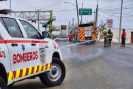 Se derrama excremento de ganado; deja caos