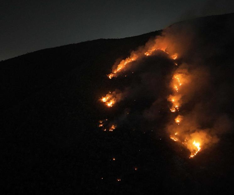 Arde también el Cerro del Topo Chico